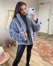 Load image into Gallery viewer, Oversized Teddy Jacket Grey